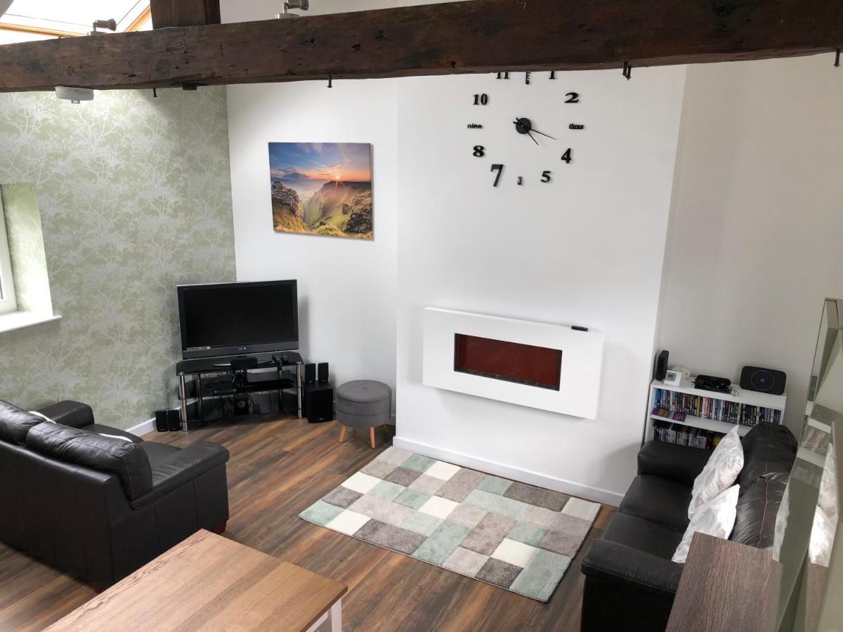 Plough Cottage Bradfield Bagian luar foto